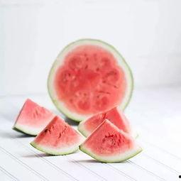 吃瓜群众瓜皮哥,揭秘吃瓜群众的趣味生活